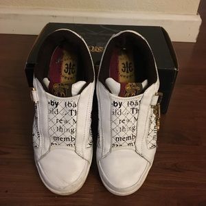 Vintage Lamb Sneakers Size 8-8.5